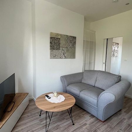 Le Compiegnois Apartment Compiegne Exterior photo